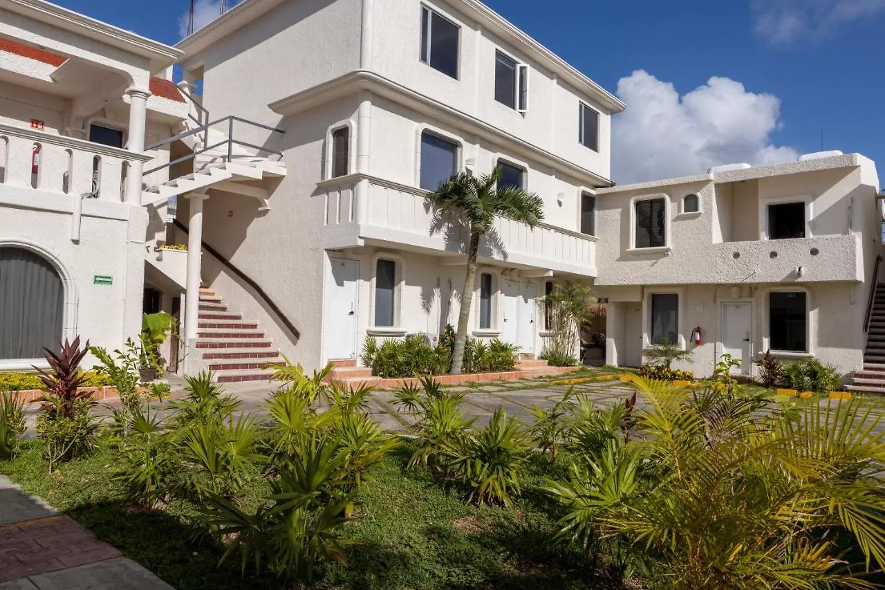 Soy Local Cancun Hotel