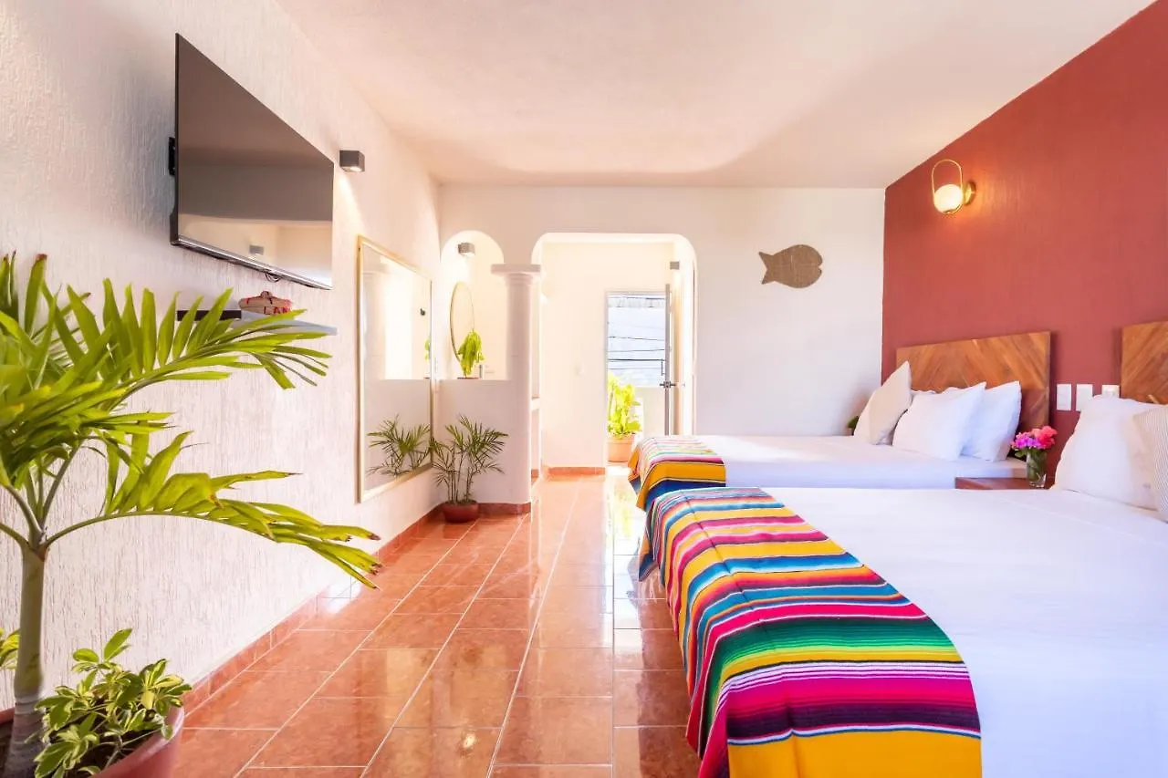 Soy Local Cancun Hotel