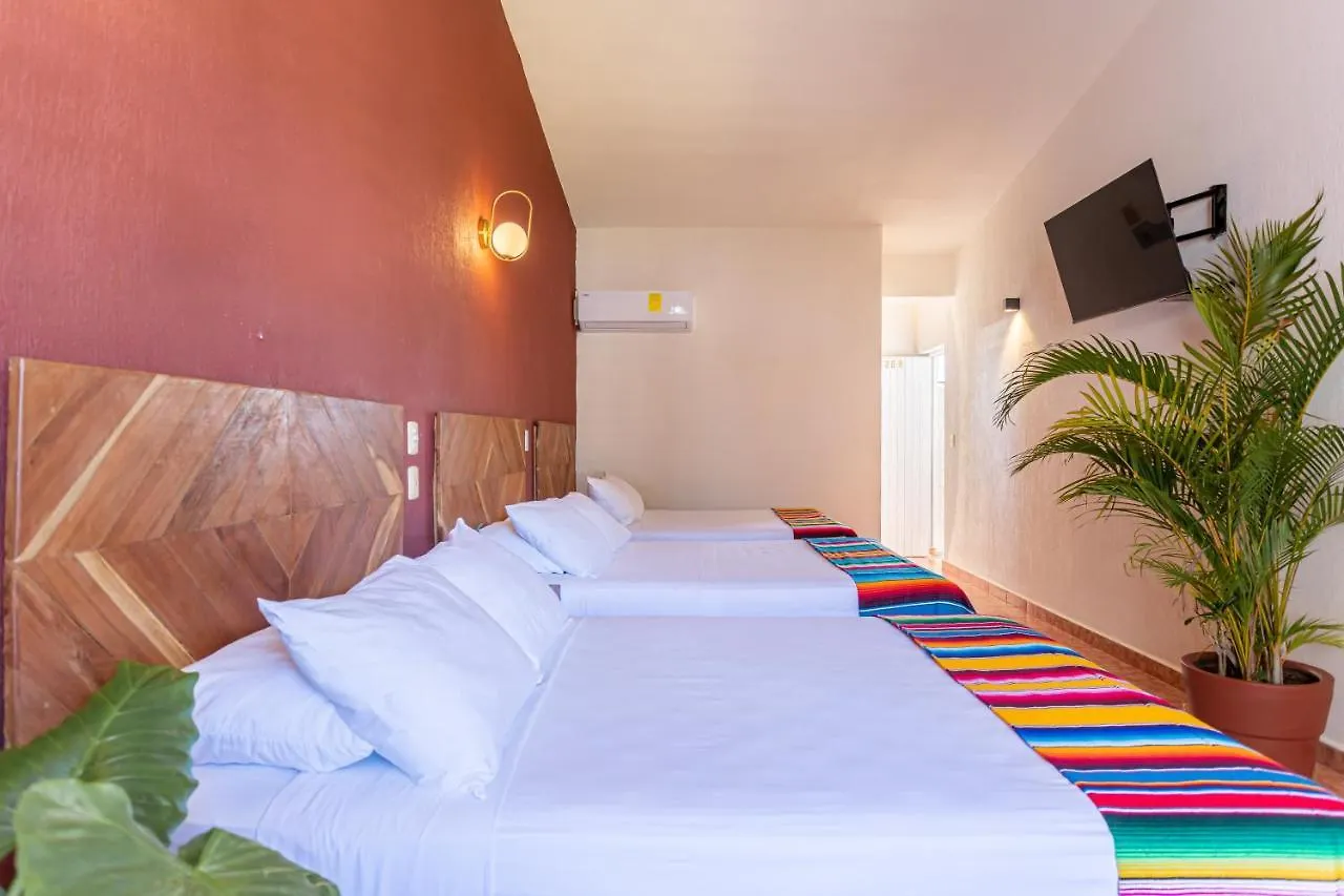 Soy Local Cancun Hotel